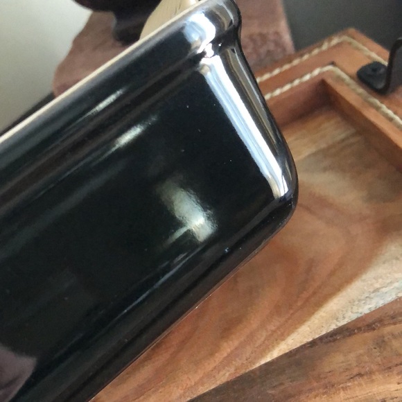 Le Creuset Rectangular Baking Dish- Black Onyx only - Picture 5 of 11